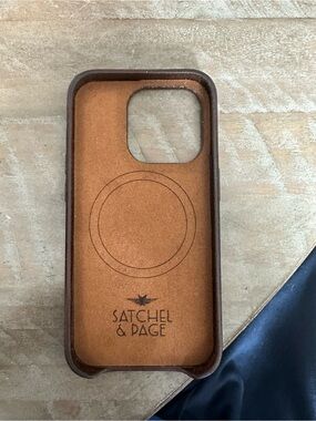 Satchel & Page Brown Leather iPhone MagSafe Case